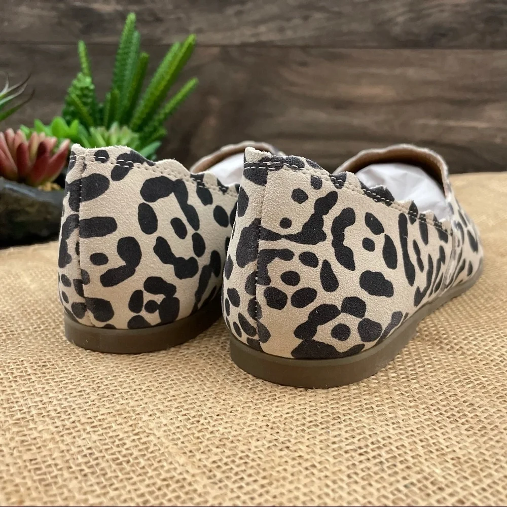 NIB Lucky Brand Cloeey Scalloped Leopard Flat